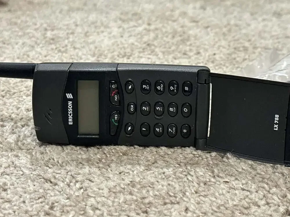 Vintage Ericsson LX 788 AT&T Mobile Phone with Charger and Accessories